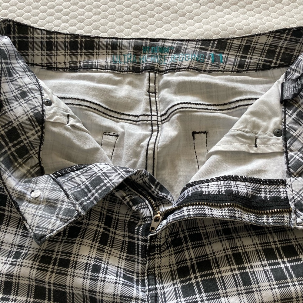 Hot Topic Denim Ultra Hi-Rise Super Skinny Pants - Picture 2 of 4